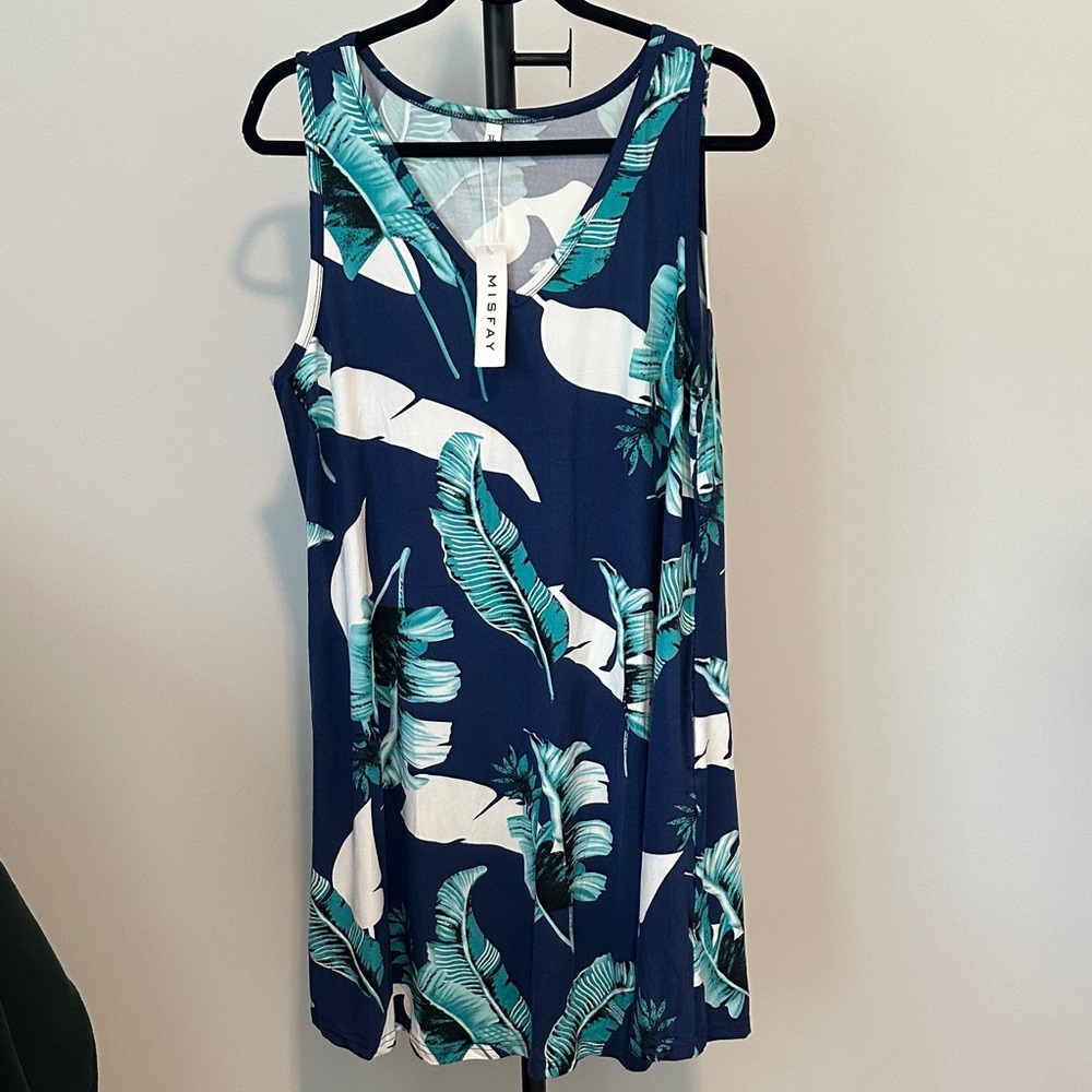 Misfay Blue and White Tropical Midi Dress